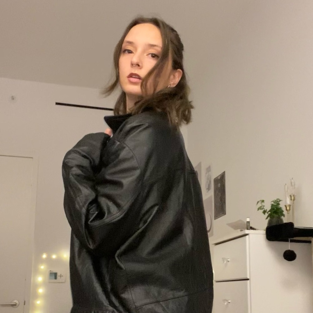Meet your Posher, Racquel